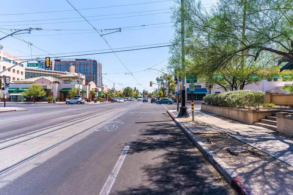 2Br Home W Parking Downtown Charm In Full Bloom! Tucson Kültér fotó